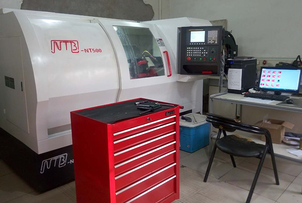 無模具數控密封加工中心